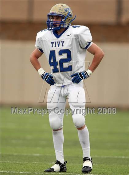 Thumbnail 1 in Tivy vs. Brenham (Texas 4A Semifinal) photogallery.