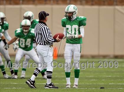 Thumbnail 1 in Tivy vs. Brenham (Texas 4A Semifinal) photogallery.