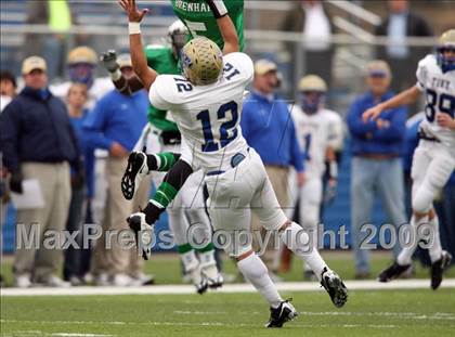 Thumbnail 1 in Tivy vs. Brenham (Texas 4A Semifinal) photogallery.