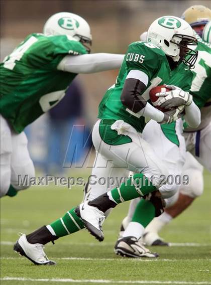 Thumbnail 1 in Tivy vs. Brenham (Texas 4A Semifinal) photogallery.