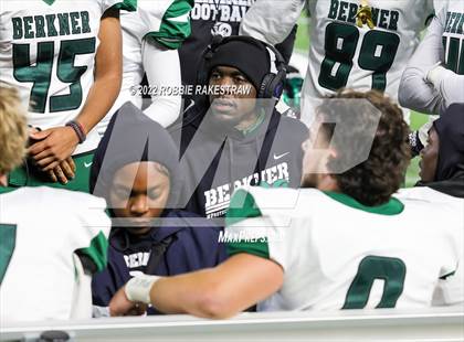 Thumbnail 3 in Martin vs. Berkner (UIL 6A DI Bi-District) photogallery.