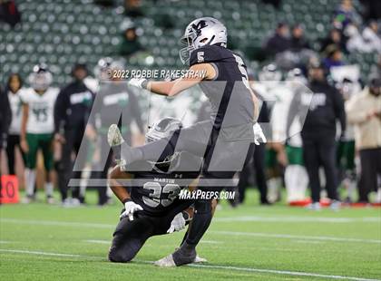 Thumbnail 2 in Martin vs. Berkner (UIL 6A DI Bi-District) photogallery.
