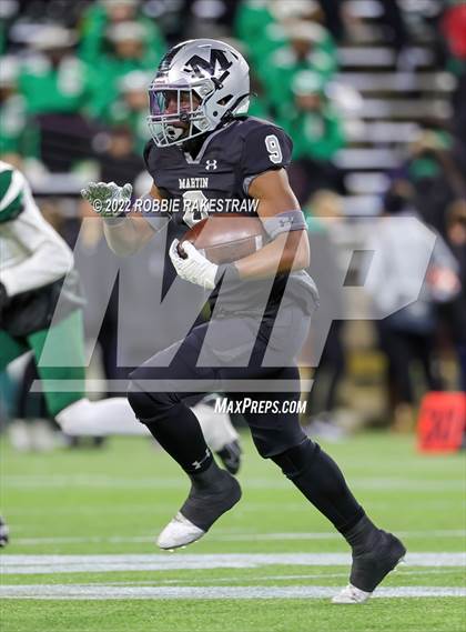 Thumbnail 3 in Martin vs. Berkner (UIL 6A DI Bi-District) photogallery.