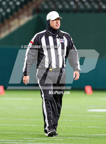 Thumbnail 2 in Martin vs. Berkner (UIL 6A DI Bi-District) photogallery.