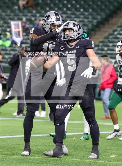 Thumbnail 1 in Martin vs. Berkner (UIL 6A DI Bi-District) photogallery.