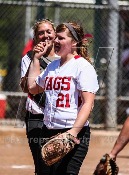 Thumbnail 3 in Boyd vs. Horn (UIL 5A Area Playoff) photogallery.