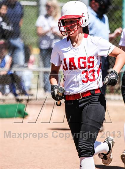 Thumbnail 3 in Boyd vs. Horn (UIL 5A Area Playoff) photogallery.