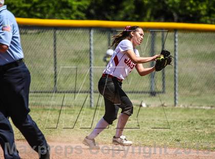 Thumbnail 2 in Boyd vs. Horn (UIL 5A Area Playoff) photogallery.