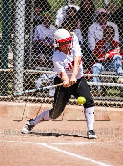 Thumbnail 1 in Boyd vs. Horn (UIL 5A Area Playoff) photogallery.
