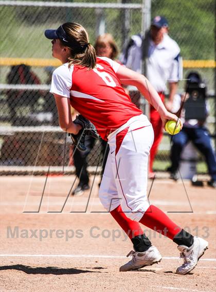 Thumbnail 1 in Boyd vs. Horn (UIL 5A Area Playoff) photogallery.