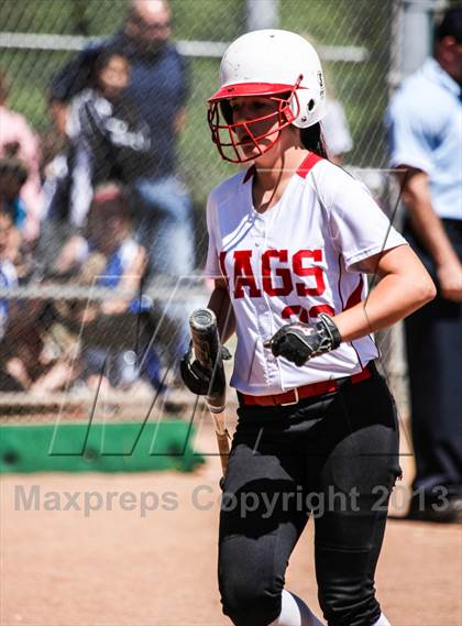 Thumbnail 1 in Boyd vs. Horn (UIL 5A Area Playoff) photogallery.
