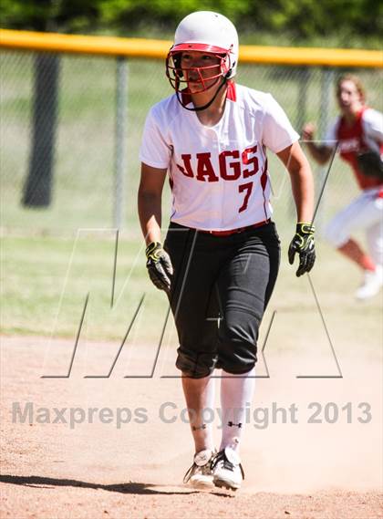 Thumbnail 1 in Boyd vs. Horn (UIL 5A Area Playoff) photogallery.