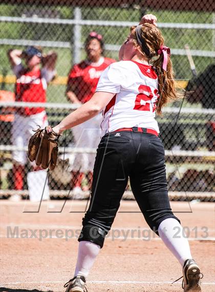 Thumbnail 3 in Boyd vs. Horn (UIL 5A Area Playoff) photogallery.