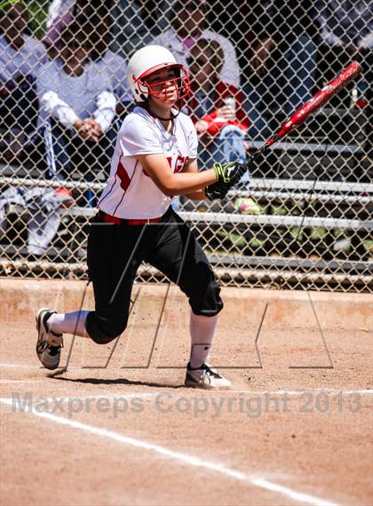 Thumbnail 2 in Boyd vs. Horn (UIL 5A Area Playoff) photogallery.
