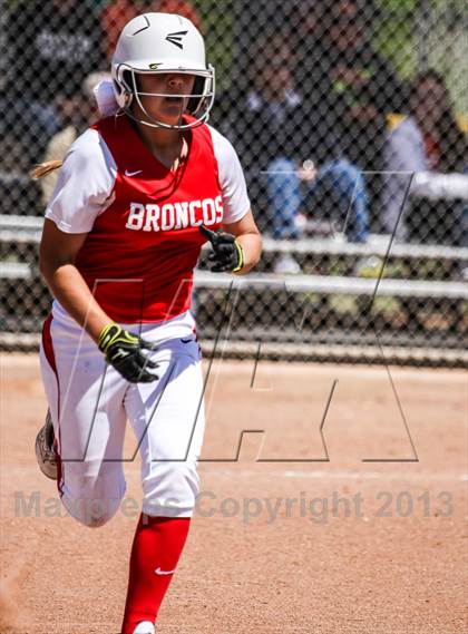Thumbnail 1 in Boyd vs. Horn (UIL 5A Area Playoff) photogallery.