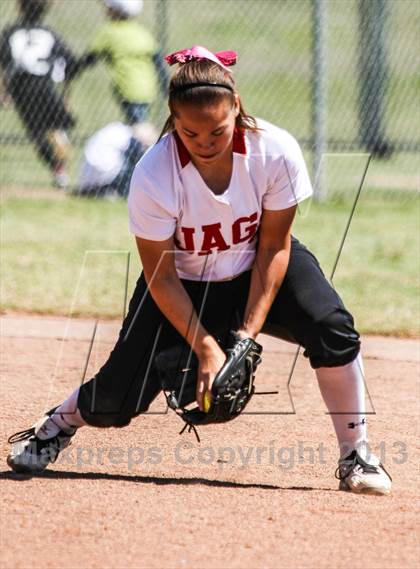 Thumbnail 1 in Boyd vs. Horn (UIL 5A Area Playoff) photogallery.