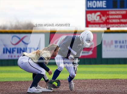 Thumbnail 1 in Allen vs. Keller (Forney Tournament) photogallery.