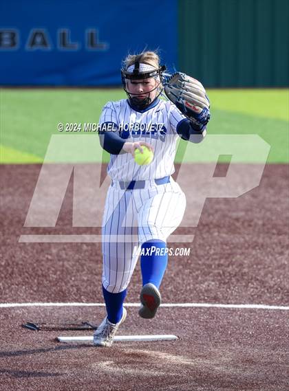 Thumbnail 1 in Allen vs. Keller (Forney Tournament) photogallery.
