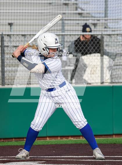 Thumbnail 1 in Allen vs. Keller (Forney Tournament) photogallery.