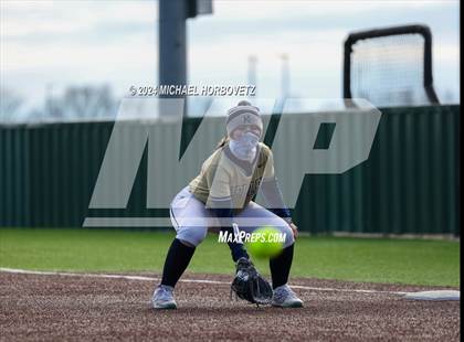 Thumbnail 2 in Allen vs. Keller (Forney Tournament) photogallery.