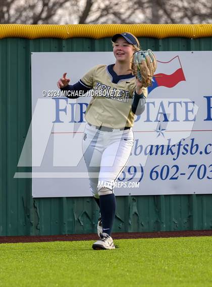 Thumbnail 1 in Allen vs. Keller (Forney Tournament) photogallery.