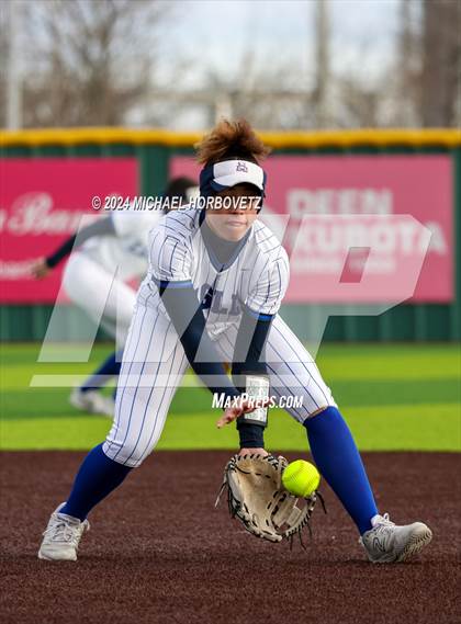 Thumbnail 3 in Allen vs. Keller (Forney Tournament) photogallery.