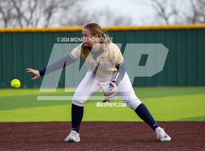Thumbnail 3 in Allen vs. Keller (Forney Tournament) photogallery.