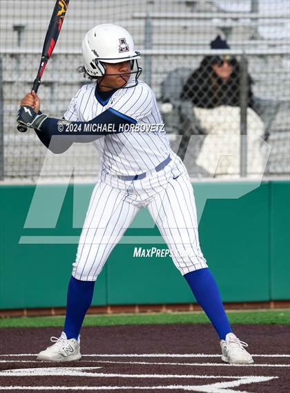 Thumbnail 2 in Allen vs. Keller (Forney Tournament) photogallery.