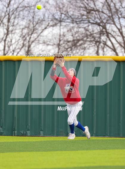 Thumbnail 3 in Allen vs. Keller (Forney Tournament) photogallery.