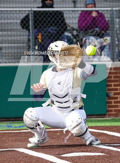 Thumbnail 1 in Allen vs. Keller (Forney Tournament) photogallery.