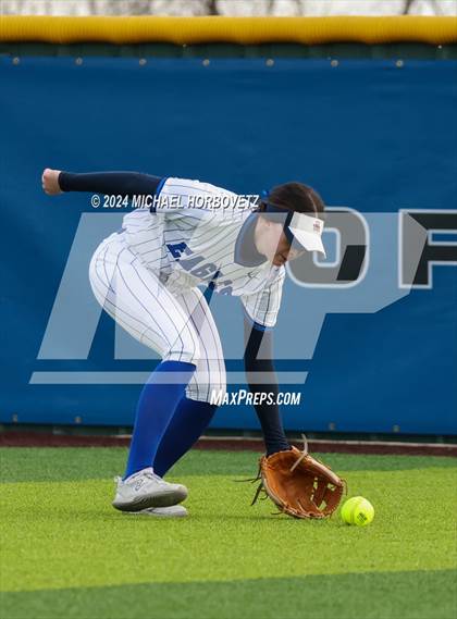 Thumbnail 3 in Allen vs. Keller (Forney Tournament) photogallery.