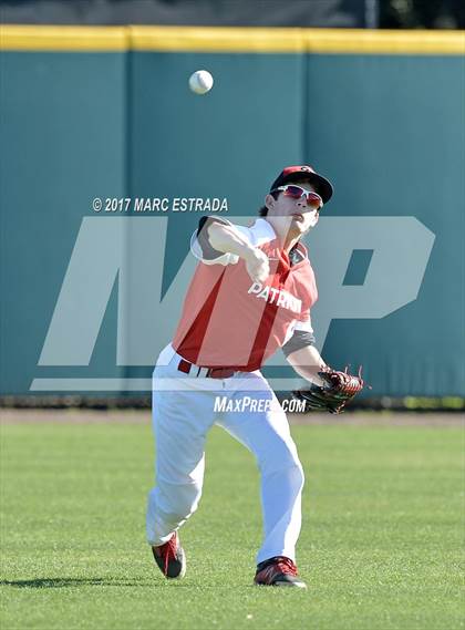 Thumbnail 3 in Plant City @ Carrollwood Day photogallery.
