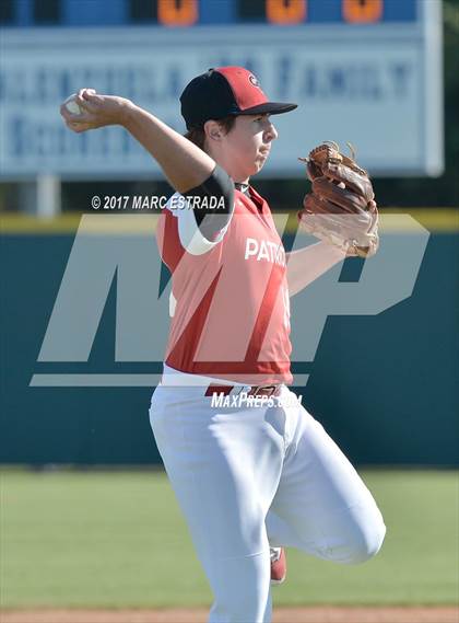 Thumbnail 2 in Plant City @ Carrollwood Day photogallery.