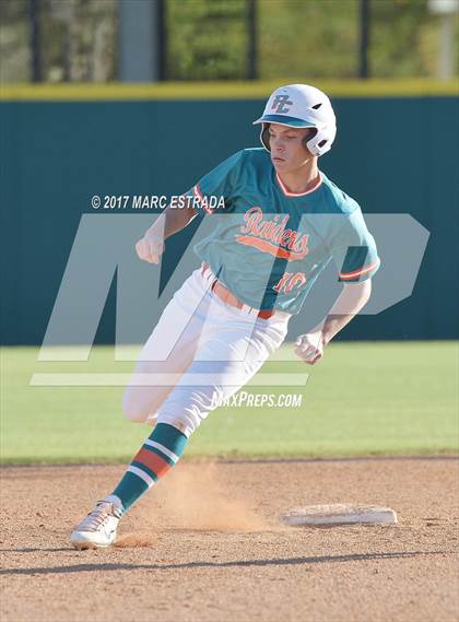 Thumbnail 3 in Plant City @ Carrollwood Day photogallery.