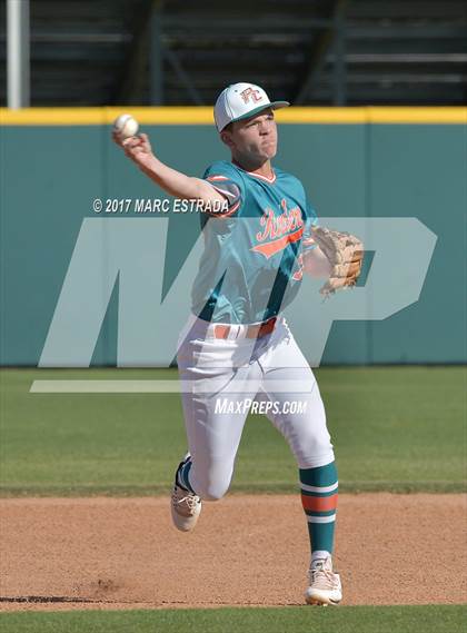 Thumbnail 2 in Plant City @ Carrollwood Day photogallery.