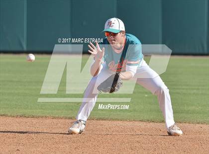 Thumbnail 2 in Plant City @ Carrollwood Day photogallery.