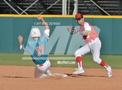 Thumbnail 1 in Plant City @ Carrollwood Day photogallery.