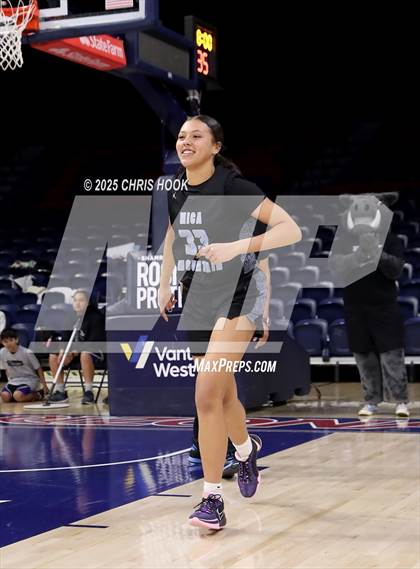 Thumbnail 2 in Mica Mountain vs Sahuaro (McKale Center) photogallery.