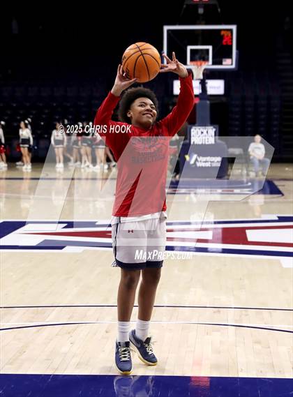 Thumbnail 3 in Mica Mountain vs Sahuaro (McKale Center) photogallery.