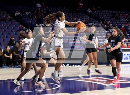Thumbnail 1 in Mica Mountain vs Sahuaro (McKale Center) photogallery.