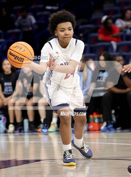 Thumbnail 2 in Mica Mountain vs Sahuaro (McKale Center) photogallery.