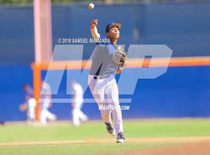 Thumbnail 2 in Chatsworth vs Rio Mesa photogallery.