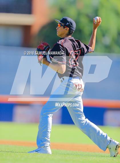Thumbnail 2 in Chatsworth vs Rio Mesa photogallery.