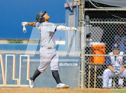 Thumbnail 3 in Chatsworth vs Rio Mesa photogallery.