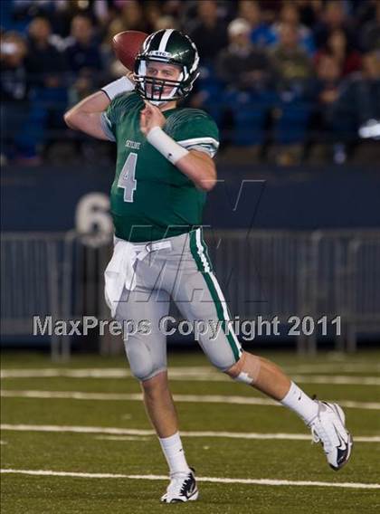 Thumbnail 3 in Curtis vs. Skyline (WIAA 4A Semifinal) photogallery.