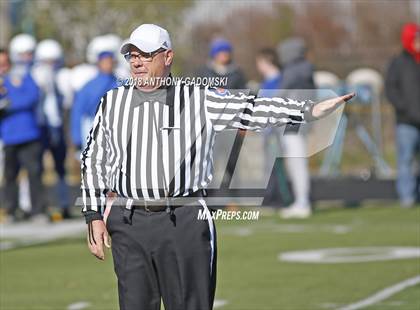 Thumbnail 3 in De La Salle @ St. Laurence (Chicago Catholic League Prep Bowl Playoff Semifinal) photogallery.