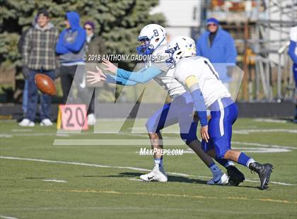 Thumbnail 3 in De La Salle @ St. Laurence (Chicago Catholic League Prep Bowl Playoff Semifinal) photogallery.