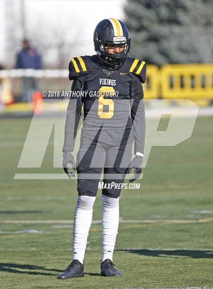 Thumbnail 3 in De La Salle @ St. Laurence (Chicago Catholic League Prep Bowl Playoff Semifinal) photogallery.