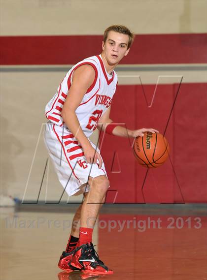 Thumbnail 2 in Bear River vs. Victory Christian (Viking Classic) photogallery.