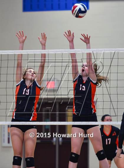 Thumbnail 1 in Aledo vs Fossil Ridge (Northwest ISD Classic) photogallery.